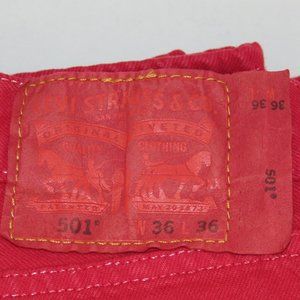 Levi's 501 Preshrunk Jeans Red